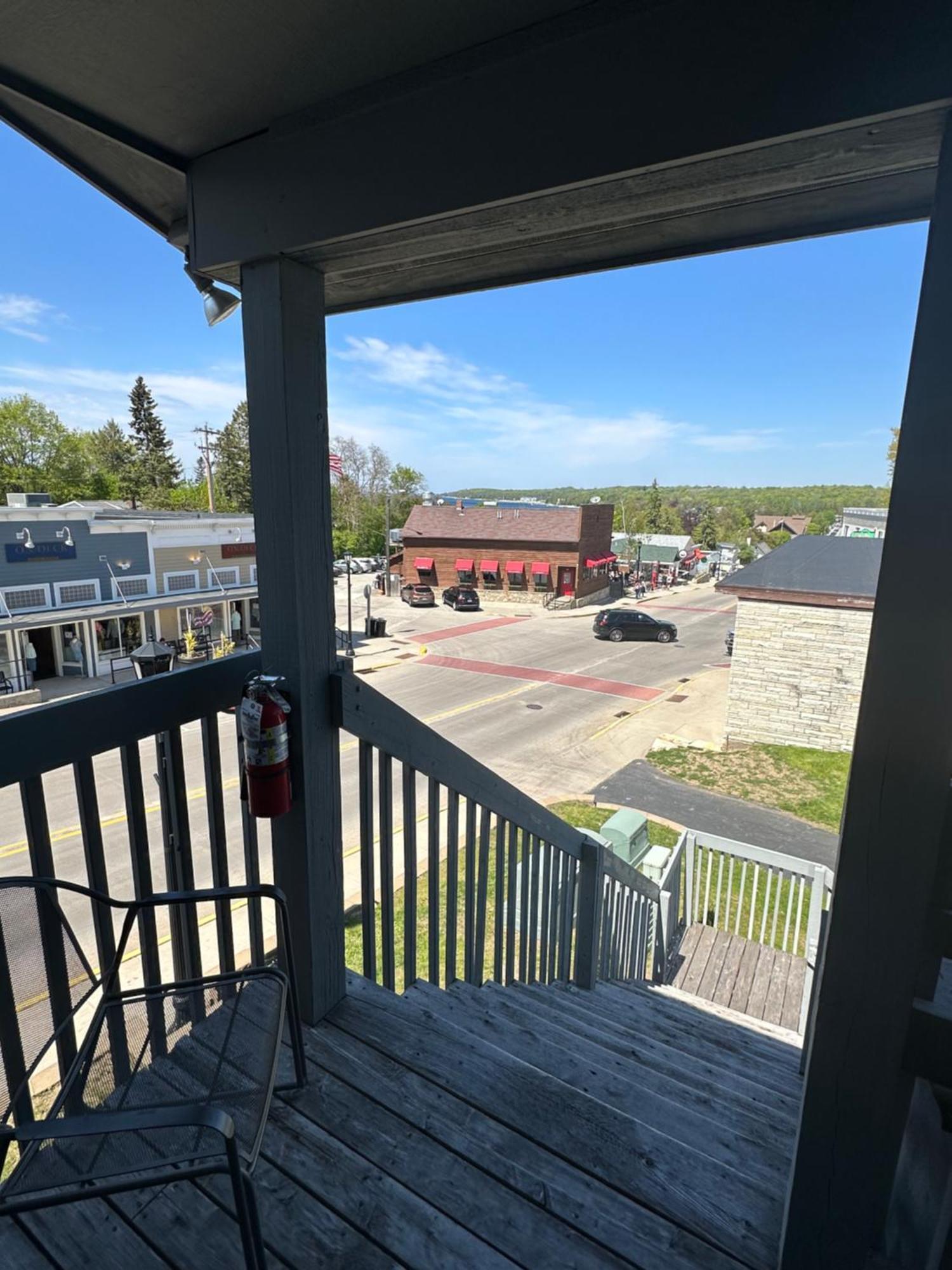 Downtown Inn Sister Bay Exterior foto