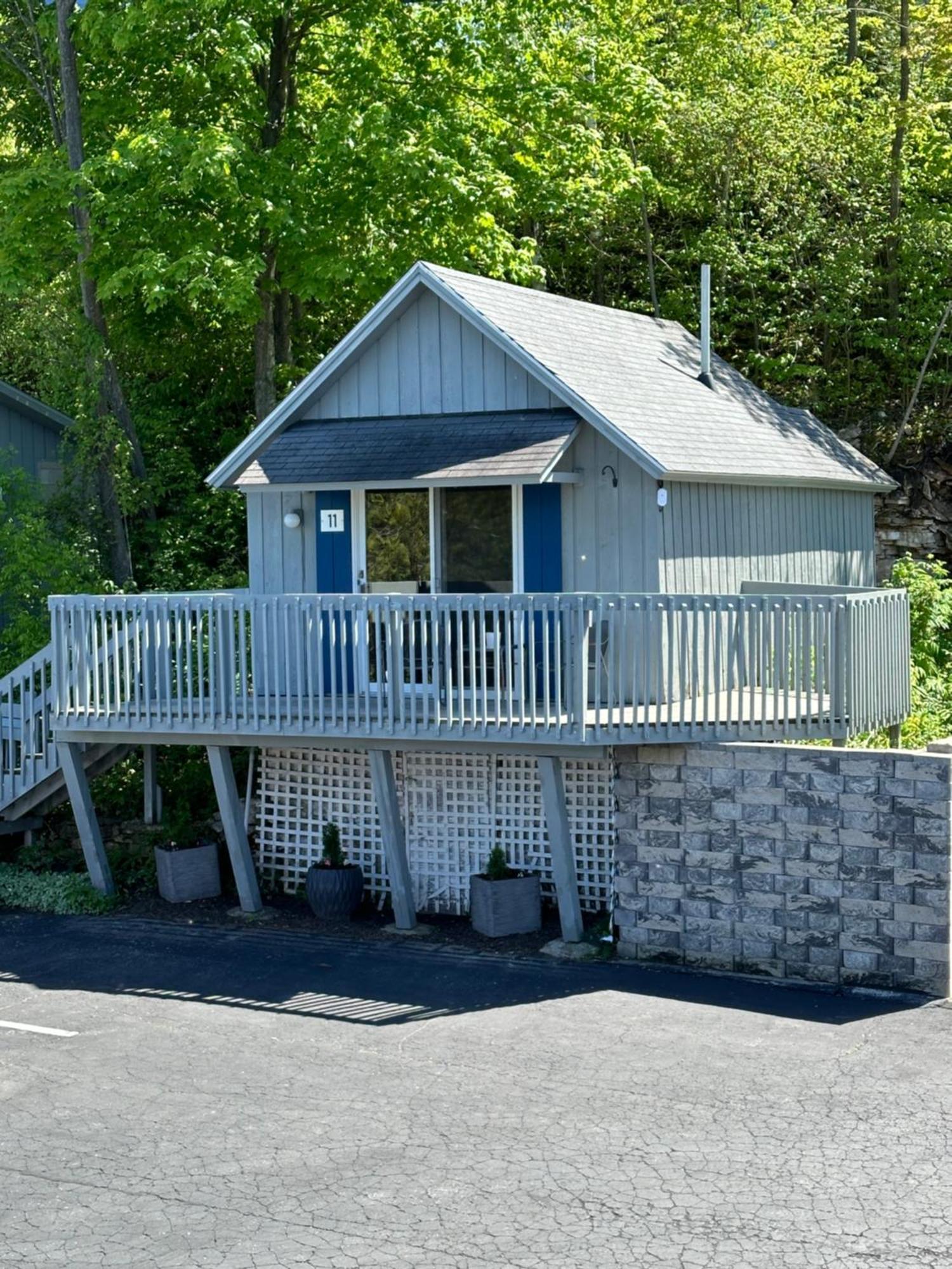 Downtown Inn Sister Bay Exterior foto
